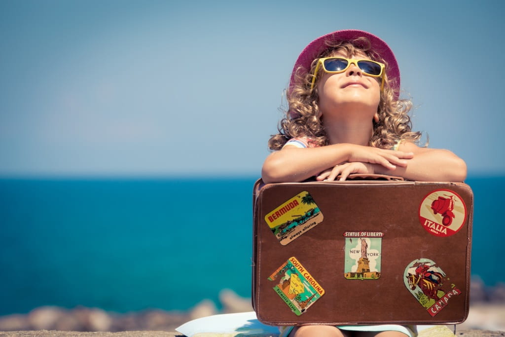 Dziecko na wakacjach – jak zorganizować mu samodzielny wyjazd?