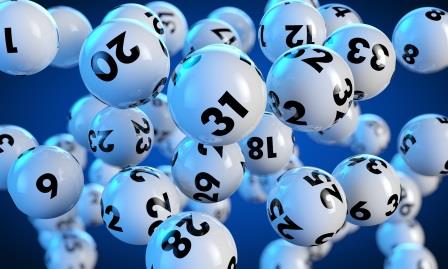 Informacje dla szczęściarzy - podatek od wygranej w lotto!